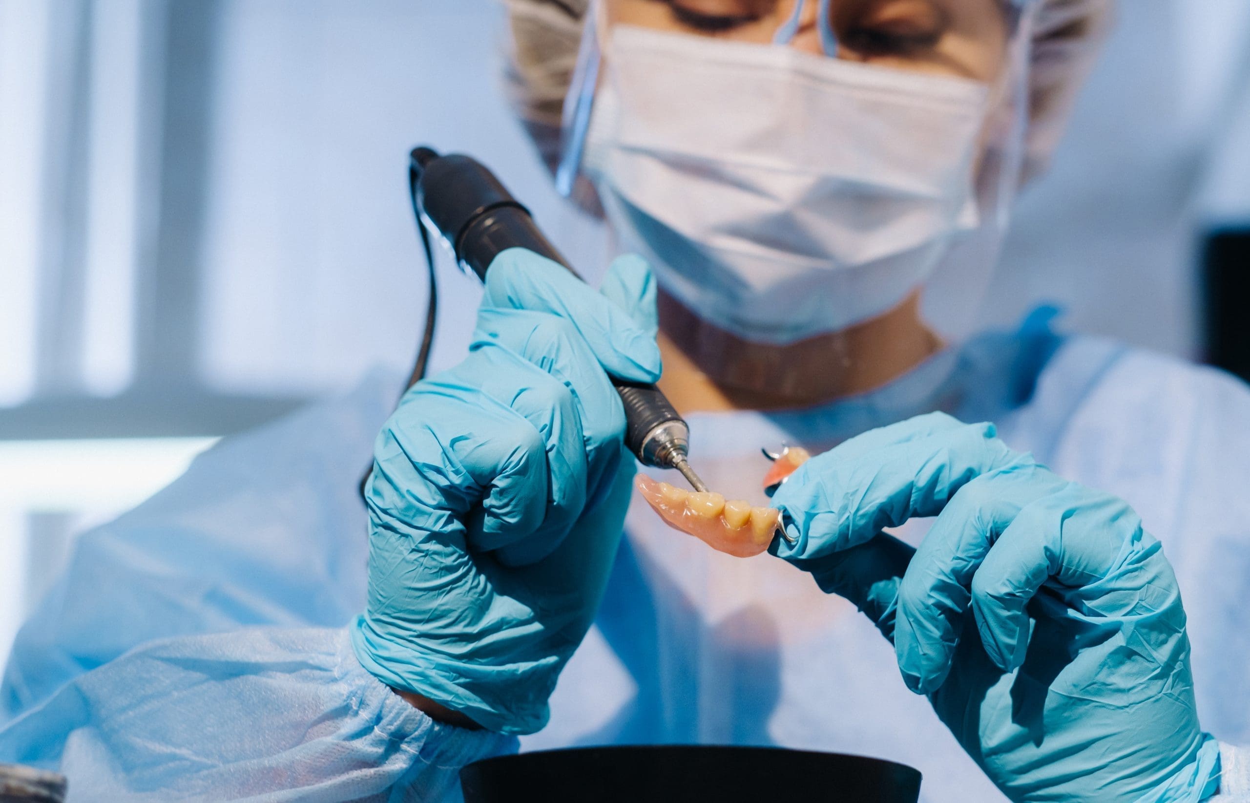 prothèse dentaire sur implants